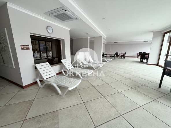 Двустаен апартамент в к.к. Св.Св. Константин и Елена - 67 кв.м за 2284 €/кв.м - Снимка #1