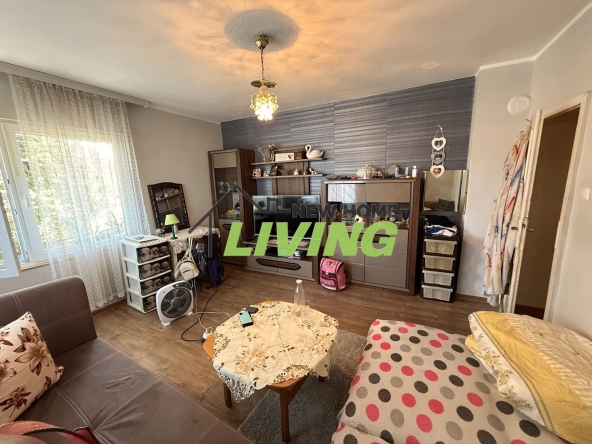 Къща в Стамболийски - 220 кв.м за 719 €/кв.м - Снимка #1