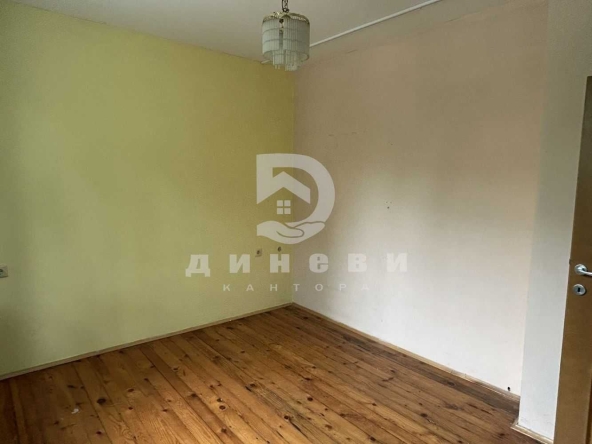 Тристаен апартамент в Стара Загора, Център - 90 кв.м за 1389 €/кв.м - Снимка #1