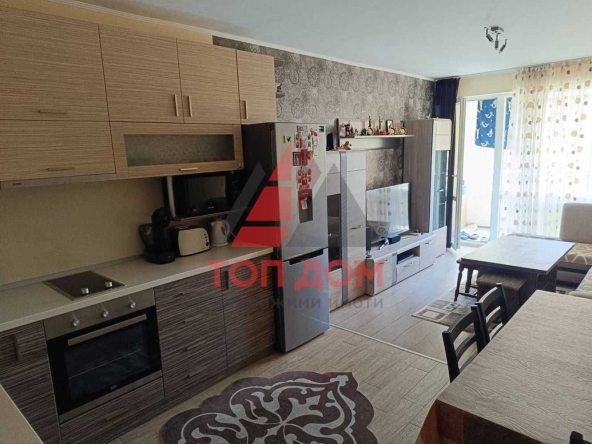 Дава се под наем Тристаен апартамент в Варна, Кайсиева градина - 83 кв.м за 714 € - Снимка #1