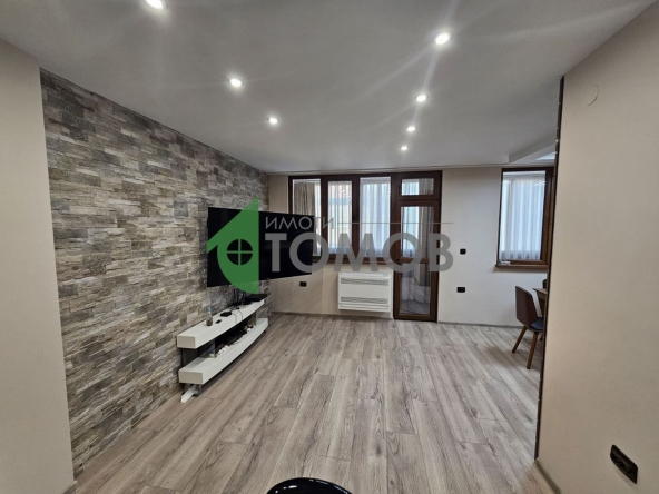 Тристаен апартамент в Стара Загора, Център - 104 кв.м за 2741 €/кв.м - Снимка #1