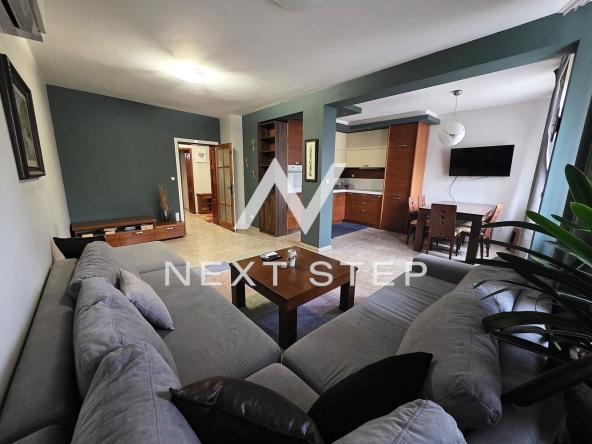 Тристаен апартамент в Пловдив, Въстанически - 92 кв.м за 1957 €/кв.м - Снимка #1