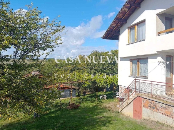 Къща в с. Кошарево, Област Перник - 80 кв.м за 1063 €/кв.м - Снимка #1