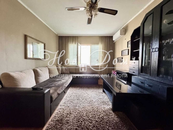 Дава се под наем Тристаен апартамент в Пловдив, Изгрев - 58 кв.м за 67499 € - Снимка #1