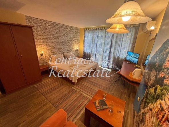 Дава се под наем Едностаен апартамент в Варна, Общината - 25 кв.м за 331.5 € - Снимка #1