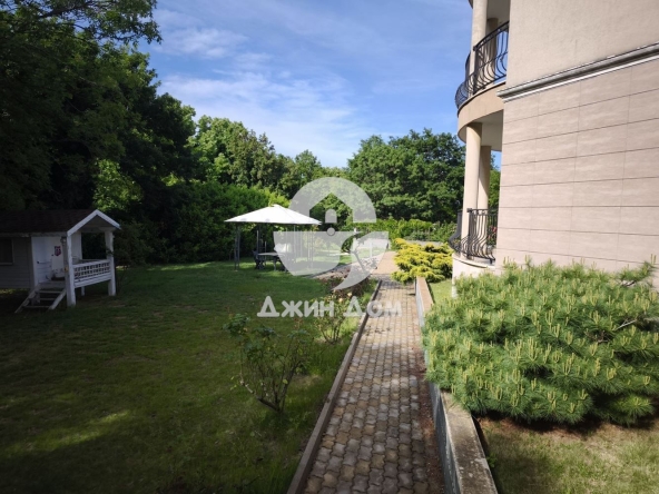 Двустаен апартамент в Обзор - 71 кв.м за 782 €/кв.м - Снимка #1