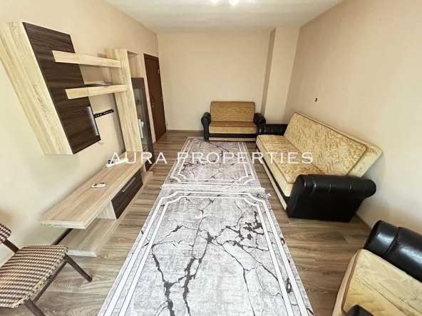 Дава се под наем Двустаен апартамент в Разград, Орел - 65 кв.м за 306 € - Снимка #1