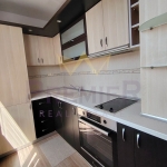 Дава се под наем Двустаен апартамент в Варна, Колхозен пазар - 65 кв.м за 459 € - Снимка #1