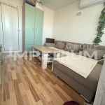 Дава се под наем Едностаен апартамент в Варна, Базар Левски - 28 кв.м за 229.5 € - Снимка #1