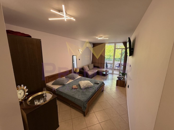 Едностаен апартамент в к.к. Слънчев бряг - 44 кв.м за 1478 €/кв.м - Снимка #1