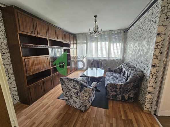 Дава се под наем Тристаен апартамент в Стара Загора, Опълченски - 80 кв.м за 306 € - Снимка #1