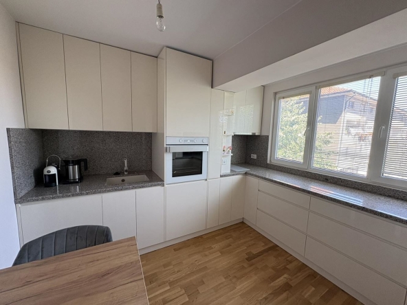 Двустаен апартамент в Враца, Металург - 61 кв.м за 1951 €/кв.м - Снимка #1