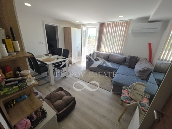 Етаж от къща в Велинград - 107 кв.м за 1099 €/кв.м - Снимка #1