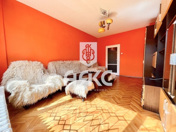 Тристаен апартамент в София, Младост 1 - 75 кв.м за 2467 €/кв.м - Снимка #1