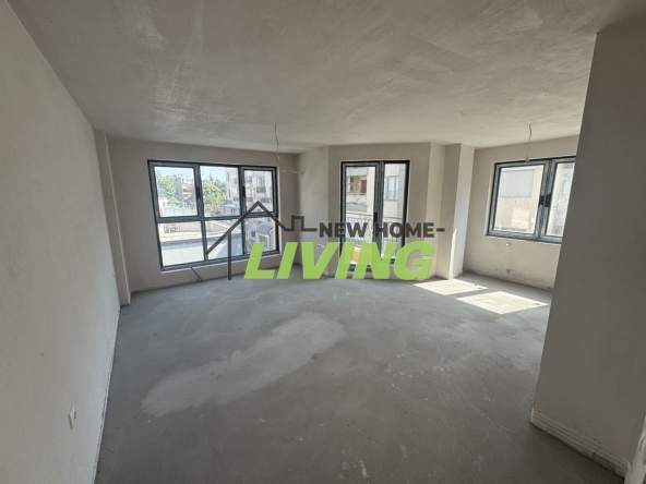 Тристаен апартамент в Пловдив, Кършияка - 103 кв.м за 1602 €/кв.м - Снимка #1