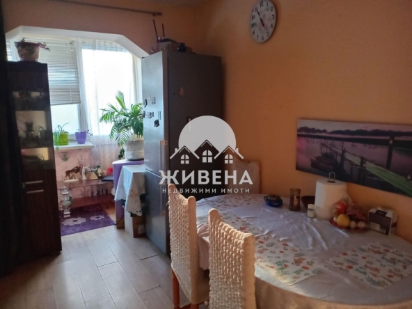 Четиристаен апартамент в Варна, Погреби - 90 кв.м за 2089 €/кв.м - Снимка #1