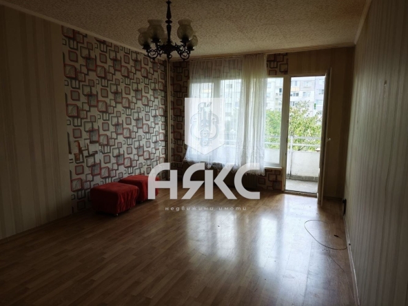 Тристаен апартамент в София, Разсадника - 65 кв.м за 2385 €/кв.м - Снимка #1