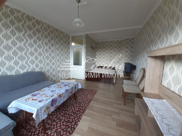 Дава се под наем Едностаен апартамент в Шумен, Тракия - 42 кв.м за 214.2 € - Снимка #1