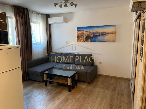 Дава се под наем Двустаен апартамент в Варна, Левски - 58 кв.м за 484.5 € - Снимка #1