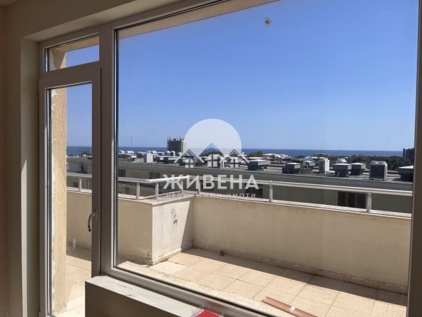 Тристаен апартамент в к.к. Св.Св. Константин и Елена - 102 кв.м за 1275 €/кв.м - Снимка #1