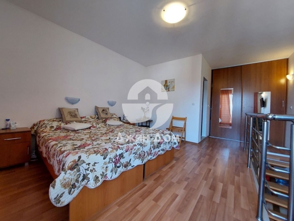 Мезонет в к.к. Слънчев бряг - 76 кв.м за 999 €/кв.м - Снимка #1