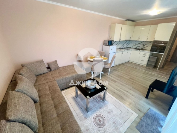 Двустаен апартамент в к.к. Слънчев бряг - 74 кв.м за 1528 €/кв.м - Снимка #1