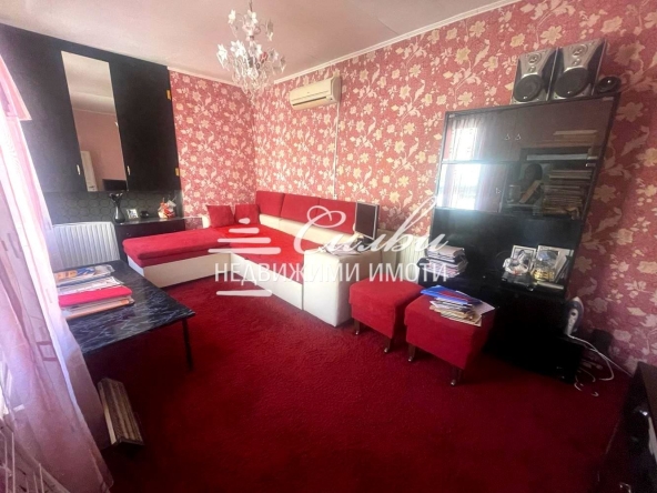 Етаж от къща в Шумен, Център - 60 кв.м за 1300 €/кв.м - Снимка #1