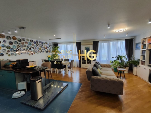 Тристаен апартамент в к.к. Св.Св. Константин и Елена - 137 кв.м за 2913 €/кв.м - Снимка #1