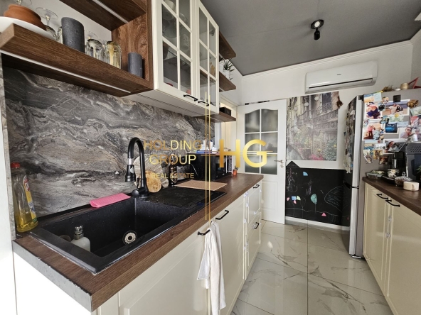 Тристаен апартамент в Варна, Аспарухово - 92 кв.м за 1522 €/кв.м - Снимка #1