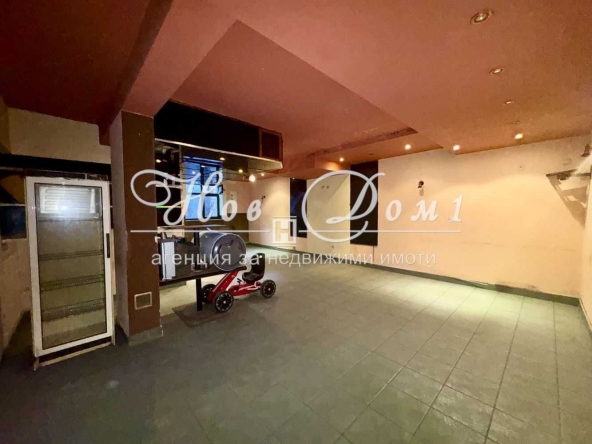 Заведение в Пловдив, Христо Смирненски - 92 кв.м за 869 €/кв.м - Снимка #1