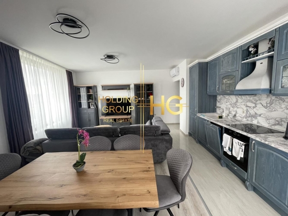 Тристаен апартамент в Варна, Трошево - 110 кв.м за 2091 €/кв.м - Снимка #1