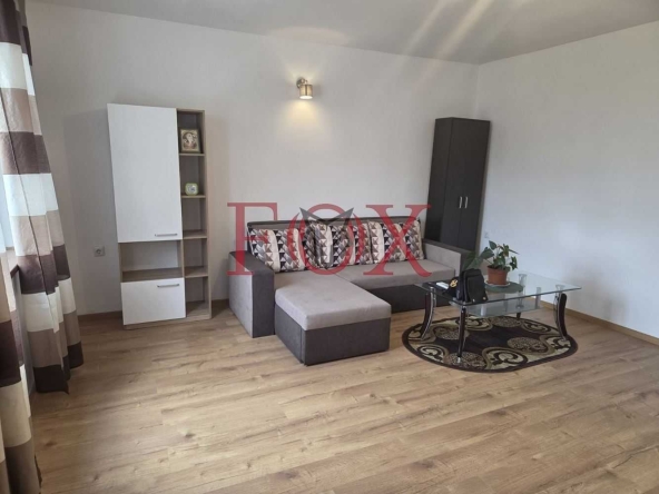 Дава се под наем Етаж от къща в Варна, Погреби - 80 кв.м за 433.5 € - Снимка #1