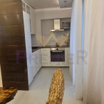 Дава се под наем Тристаен апартамент в Варна, Център - 100 кв.м за 1600 € - Снимка #1