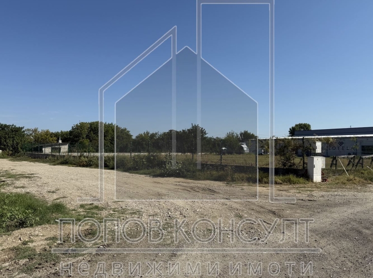 Парцел в Пловдив, Индустриална зона - Юг - 11804 кв.м за 111 €/кв.м - Снимка #1