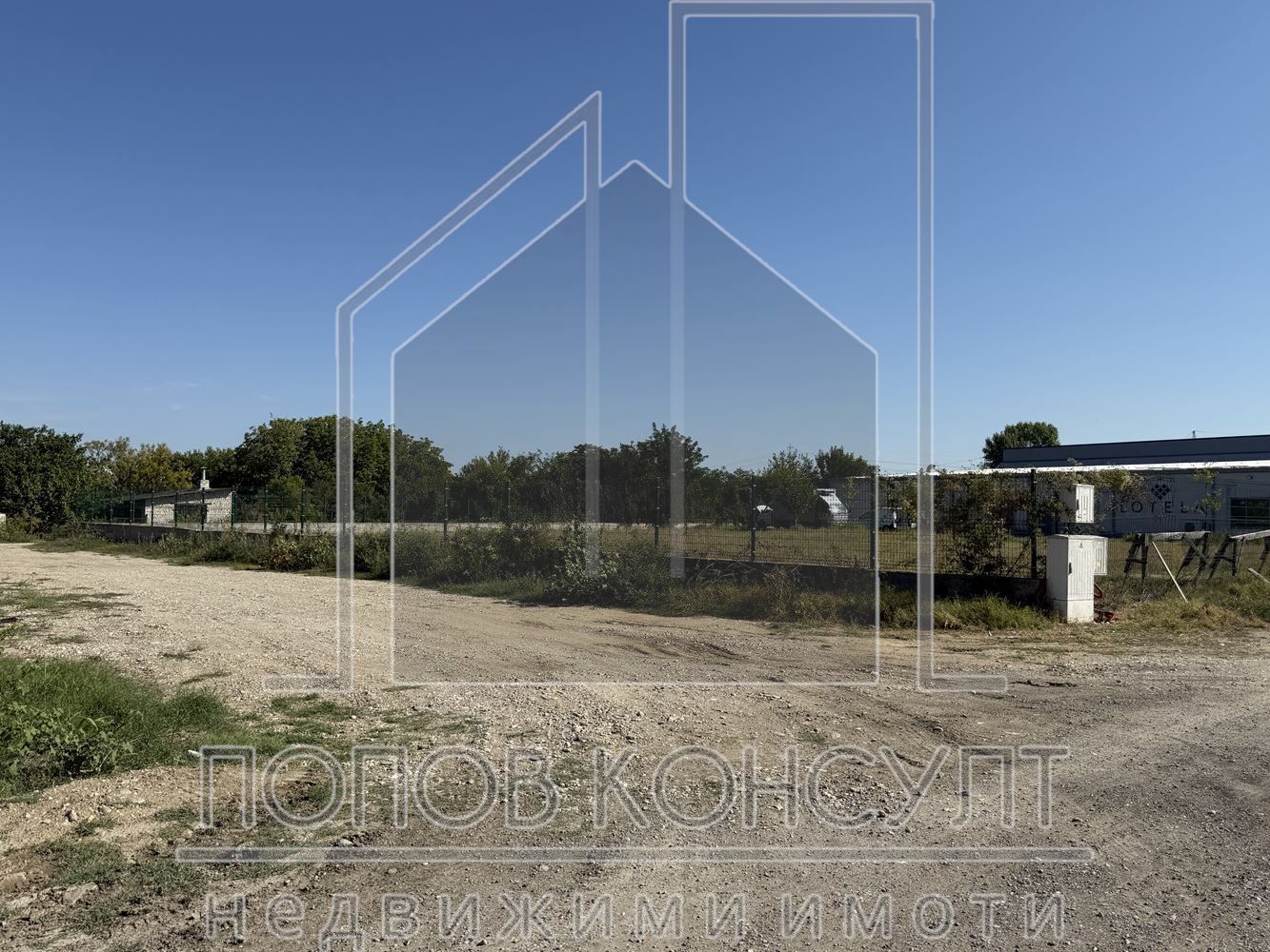 Парцел в Пловдив, Индустриална зона - Юг - 11804 кв.м за 111 €/кв.м - Снимка #1