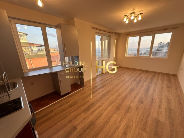 Двустаен апартамент в Варна, Бриз - 68 кв.м за 1765 €/кв.м - Снимка #1