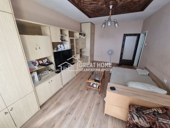 Дава се под наем Двустаен апартамент в Търговище, Център - 60 кв.м за 198.9 € - Снимка #1