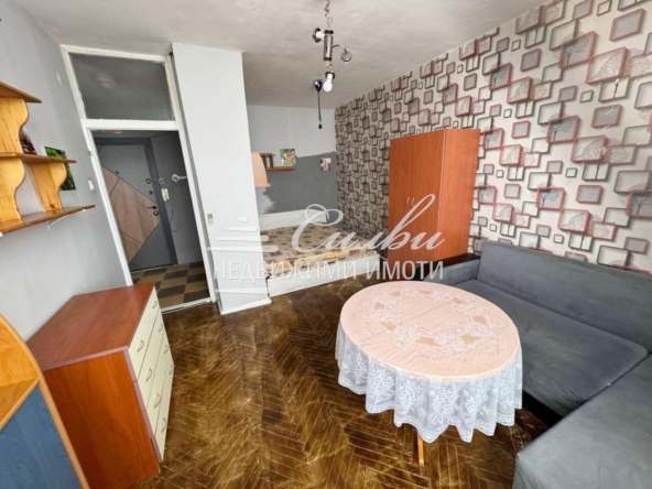Едностаен апартамент в Шумен, 5-ти полк - 40 кв.м за 1696 €/кв.м - Снимка #1
