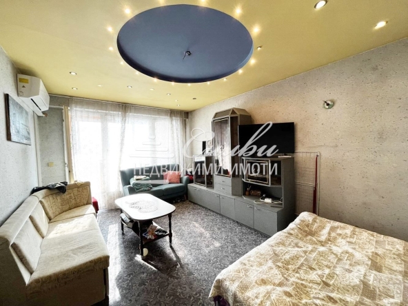 Двустаен апартамент в Шумен, Дивизионна болница - 65 кв.м за 1639 €/кв.м - Снимка #1