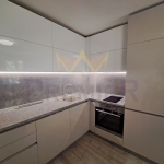 Дава се под наем Двустаен апартамент в Варна, Колхозен пазар - 70 кв.м за 459 € - Снимка #1