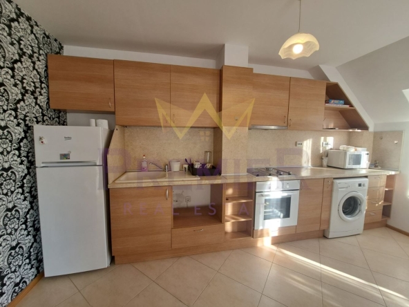 Дава се под наем Мезонет в Варна, Колхозен пазар - 80 кв.м за 510 € - Снимка #1