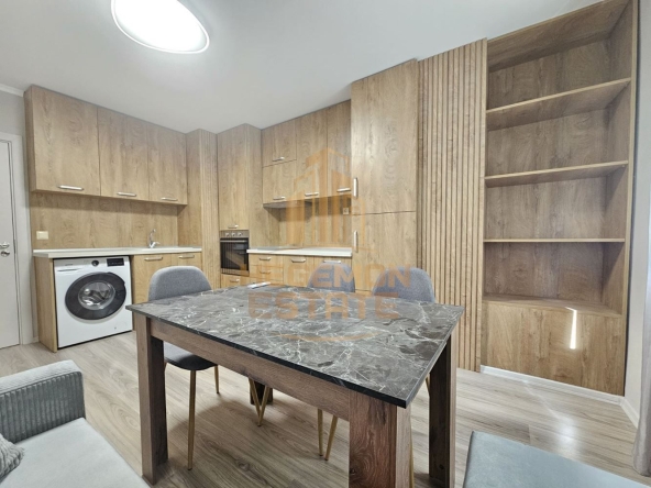 Двустаен апартамент в Варна, Център - 48 кв.м за 2978 €/кв.м - Снимка #1