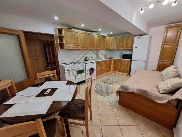 Дава се под наем Двустаен апартамент в Варна, Аспарухово - 70 кв.м за 408 € - Снимка #1