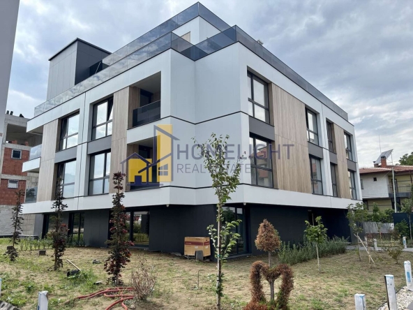 Тристаен апартамент в София, Славия - 208 кв.м за 2308 €/кв.м - Снимка #1