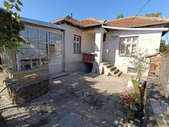 Къща в с. Върбица, Област Велико Търново - 70 кв.м за 328 €/кв.м - Снимка #1