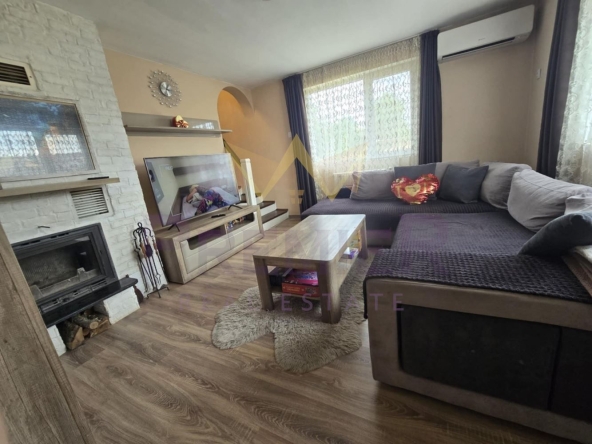 Къща в с. Кривня, Област Варна - 190 кв.м за 843 €/кв.м - Снимка #1