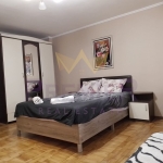 Дава се под наем Тристаен апартамент в Варна, Общината - 72 кв.м за 510 € - Снимка #1