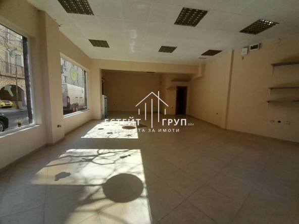 Дава се под наем Магазин в Варна, Христо Ботев - 50 кв.м за 459 € - Снимка #1