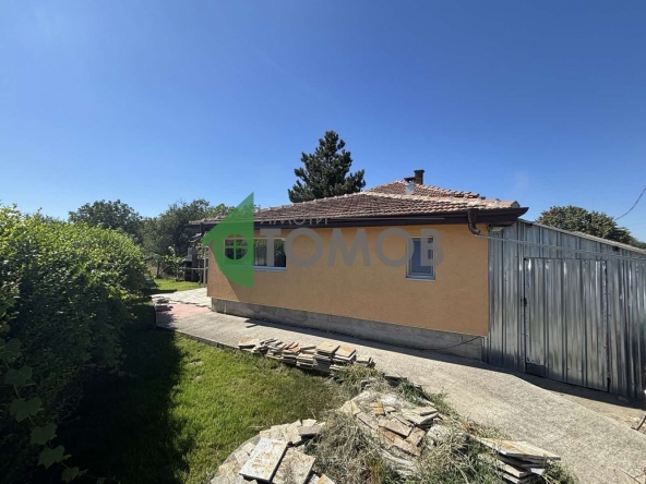 Къща в с. Коларово, Област Стара Загора - 48 кв.м за 1657 €/кв.м - Снимка #1