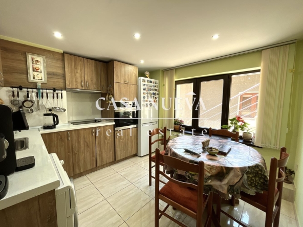 Къща в Перник, Ралица - 230 кв.м за 870 €/кв.м - Снимка #1